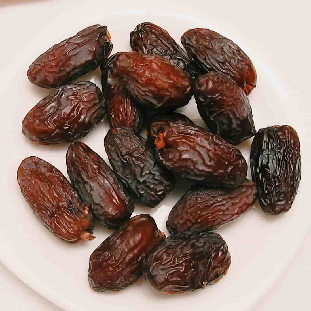 خرید جدید ترین انواع خرما رطب خارک